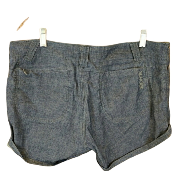 Spyder Widow Chambray Cuffed Hiking Outdoor Walking Shorts LG - Picture 2 of 10
